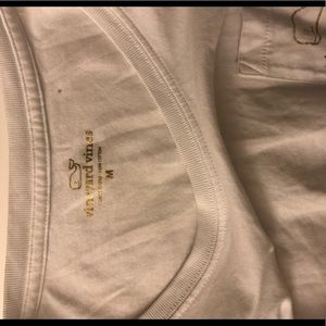 White and gold vineyard vines T-shirt